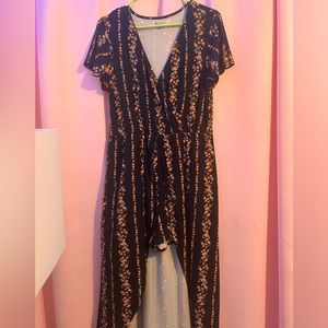 Romper dress - High low style - Size XL - Black with flowers. No Boundaries.